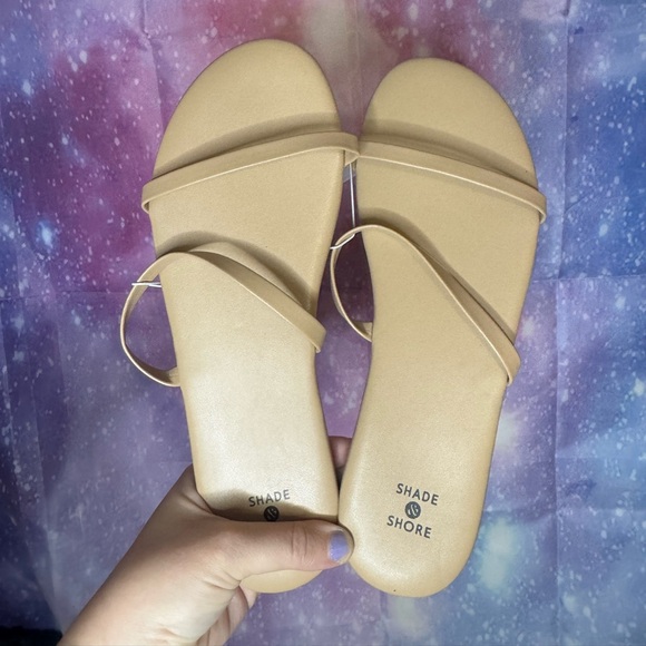 New shade & shore sandals 🛍 - Picture 1 of 2